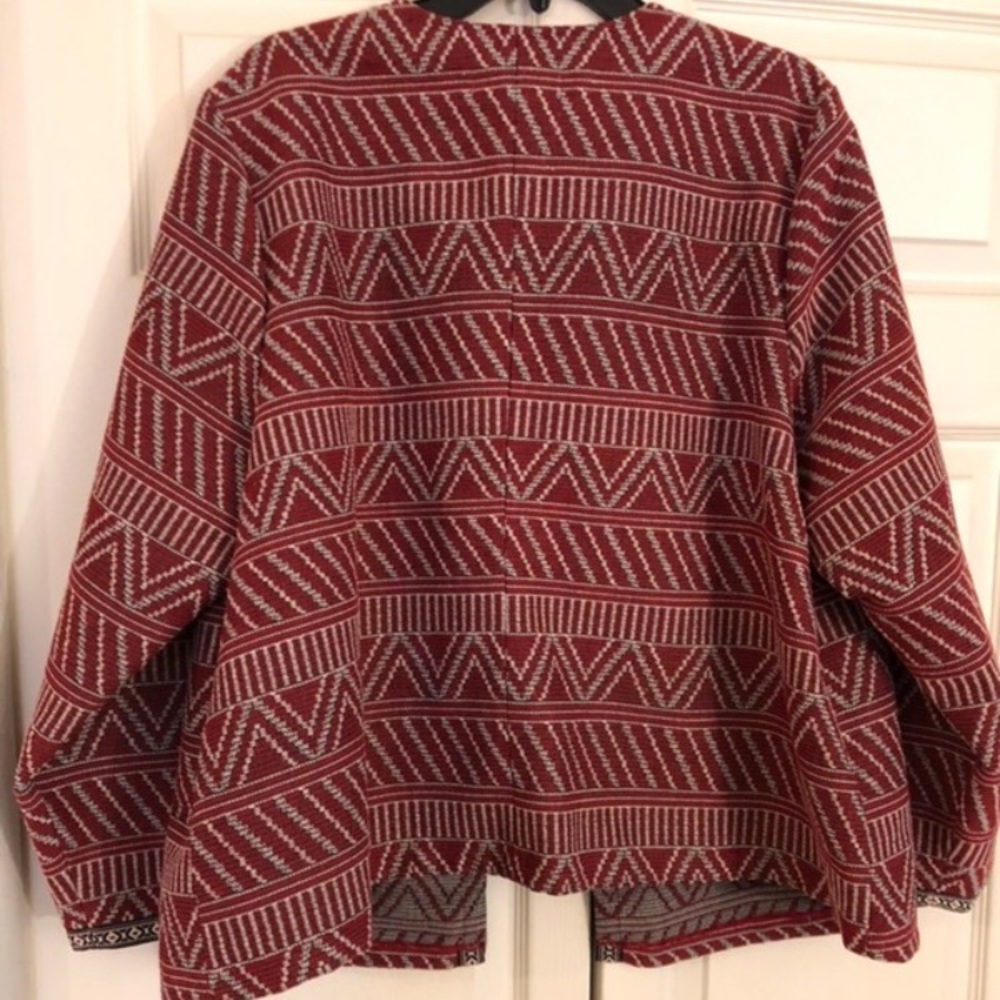 Patterned Jacket - Picture 4 of 4